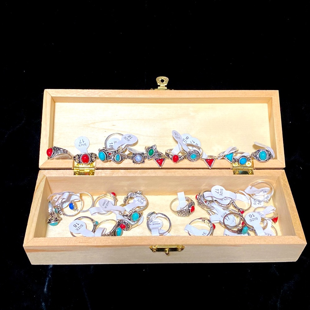 Box lot of Rings